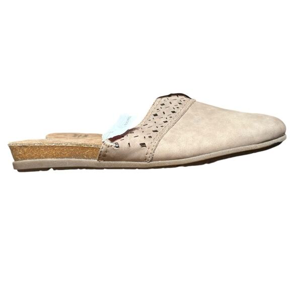 NWT! Earth Origins Leather Clogs - Palomos Pamela - Picture 3 of 5